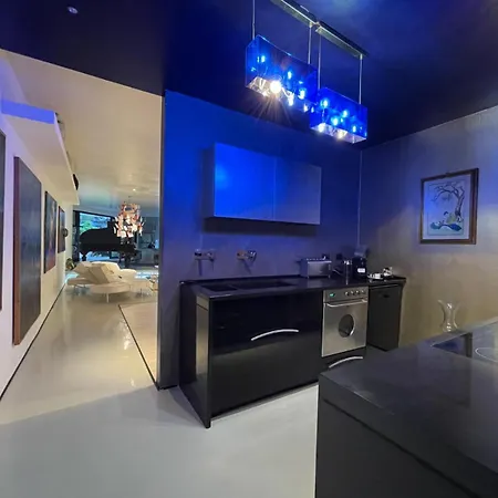 Appartamento Penthouse Montecarlo Style With Lounge Pool La Spezia